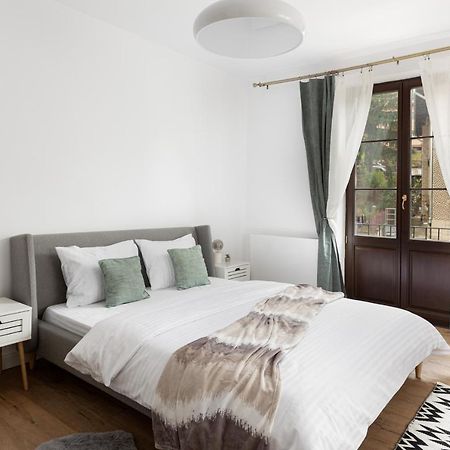 Citadel 58 - Unique Property In The Old Town, Next To The Citadel And Central Park 브라쇼브 외부 사진