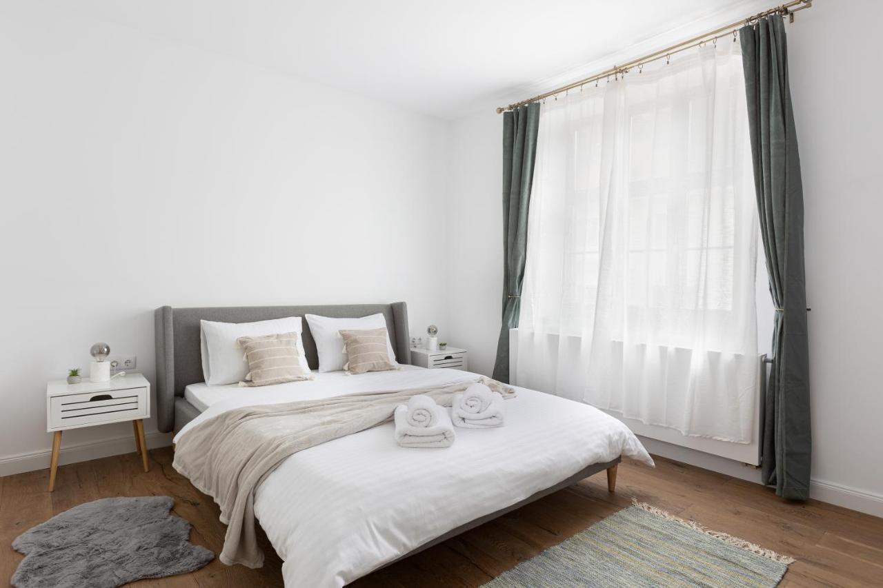 Citadel 58 - Unique Property In The Old Town, Next To The Citadel And Central Park 브라쇼브 외부 사진