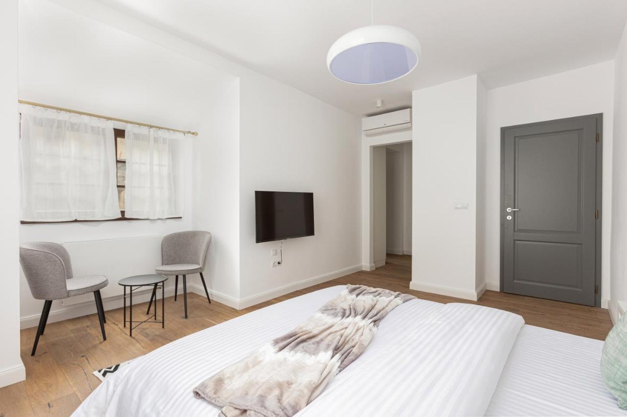 Citadel 58 - Unique Property In The Old Town, Next To The Citadel And Central Park 브라쇼브 외부 사진